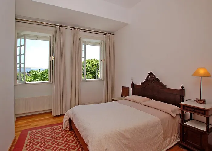 Quinta Do Ouro 포보아데란호소