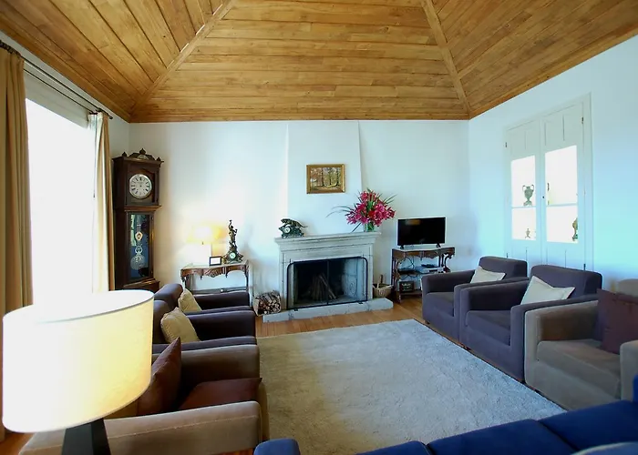 Quinta Do Ouro 포보아데란호소